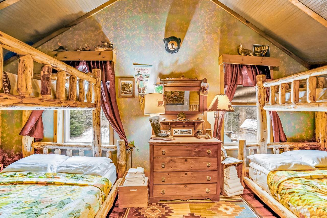 North River The Bear Lodge מראה חיצוני תמונה